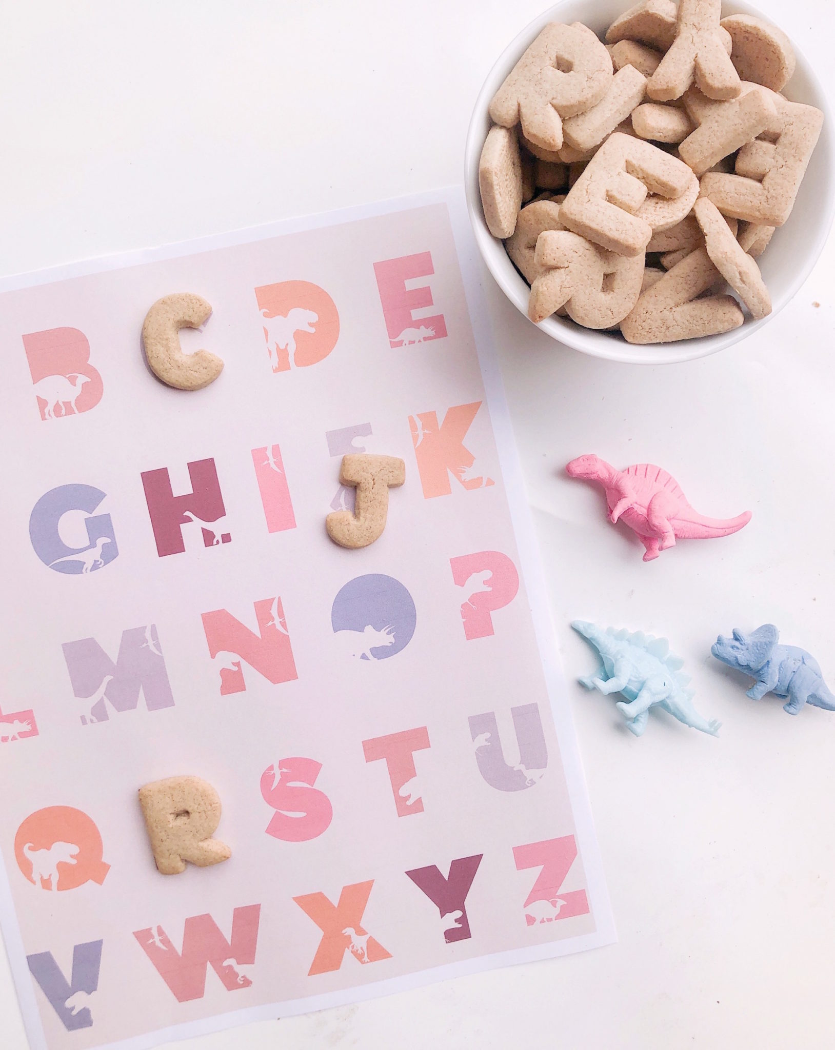 free-download-dinosaur-alphabet-printable-the-bear-and-the-fawn